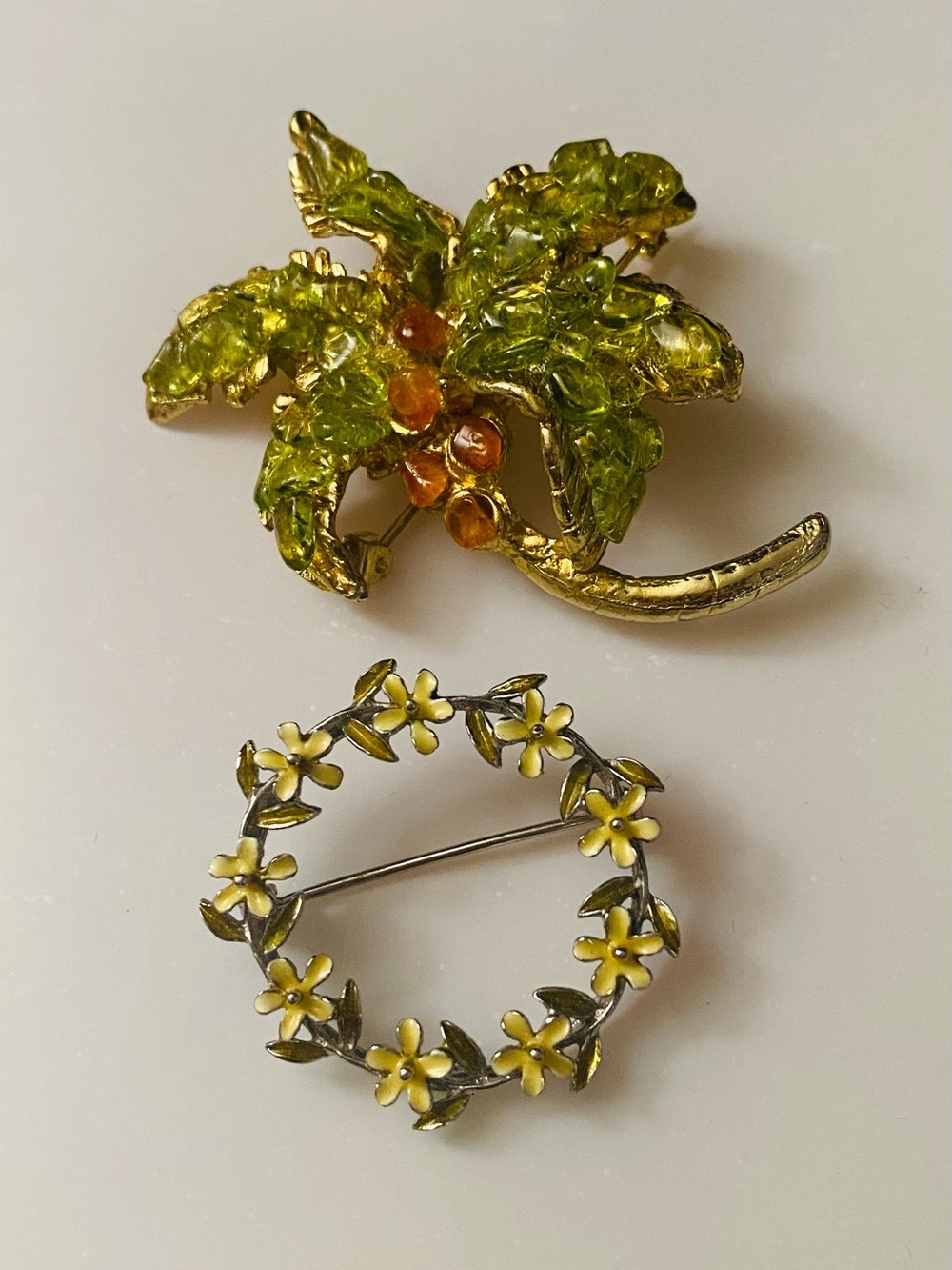 Green Palm Tree & Yellow Floral Brooch Set - Fashion Women Jewelry